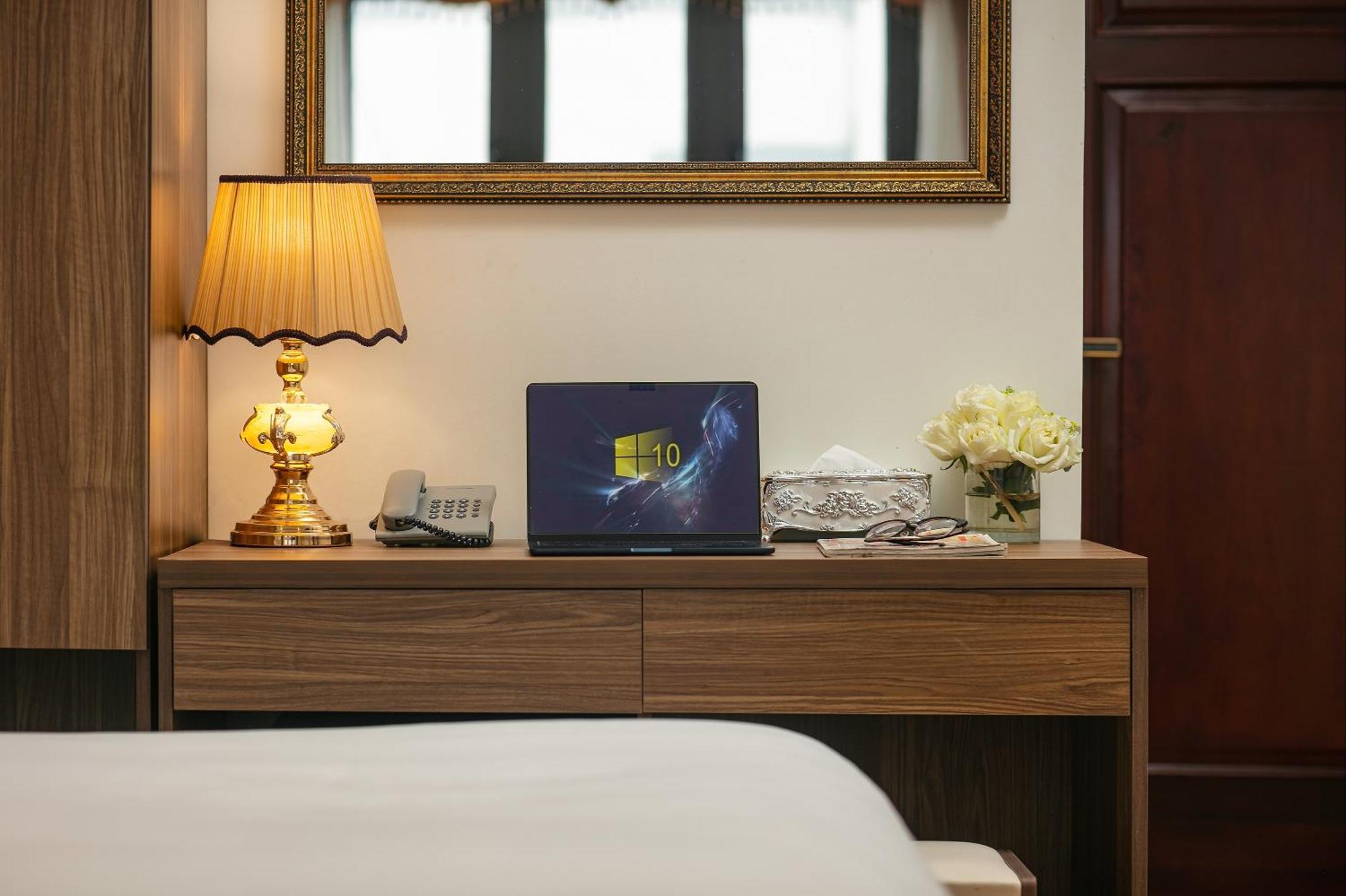 Hanoi Tunger Premium Hotel & Travel エクステリア 写真